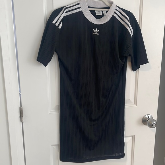 Adidas Dress - Picture 1 of 2